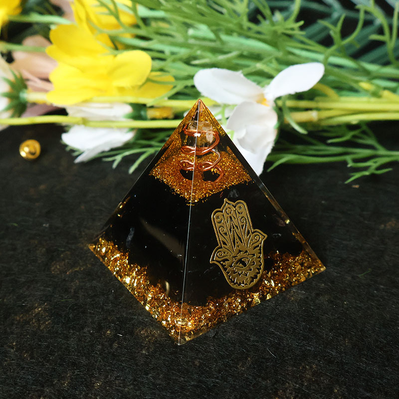 Piramida Resin Kristal Tangan  - Home & Hotel Textiles Private Limited ulasan dan harga