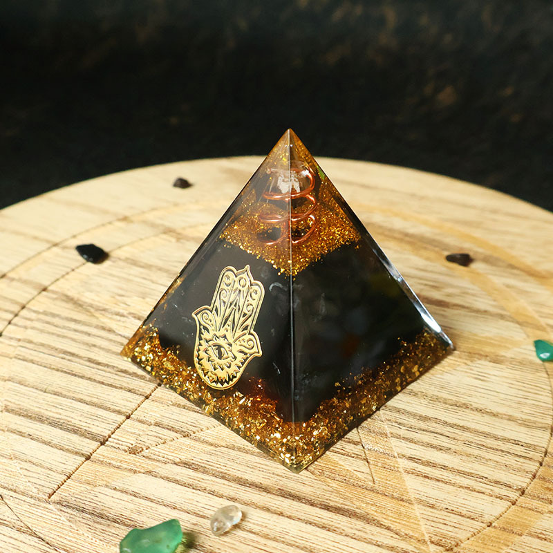 Piramida Resin Kristal Tangan  - Home & Hotel Textiles Private Limited ulasan dan harga